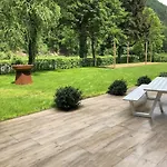 Maison Bord De Riviere Calme Jaccuzi Holiday home *
