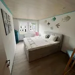 펜션 Maison Bord De Riviere Calme Jaccuzi Trooz