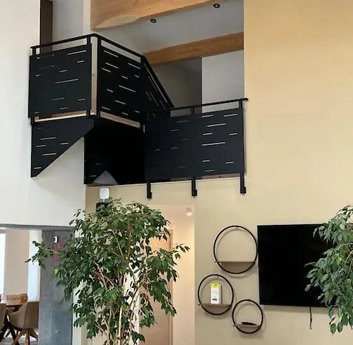 Maison Bord De Riviere Calme Jaccuzi