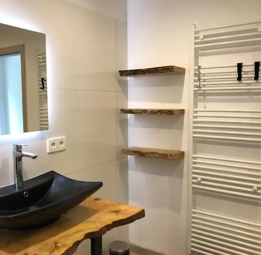 Дом отдыха Maison Bord De Riviere Calme Jaccuzi *