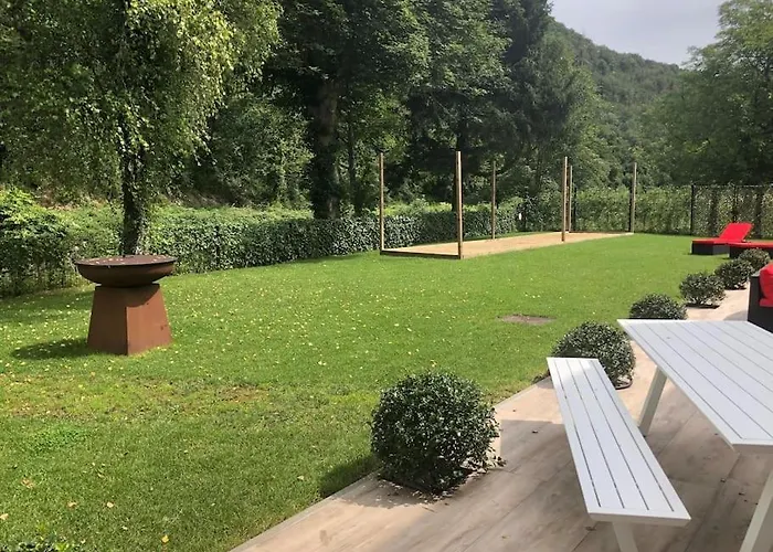 Дом отдыха Maison Bord De Riviere Calme Jaccuzi